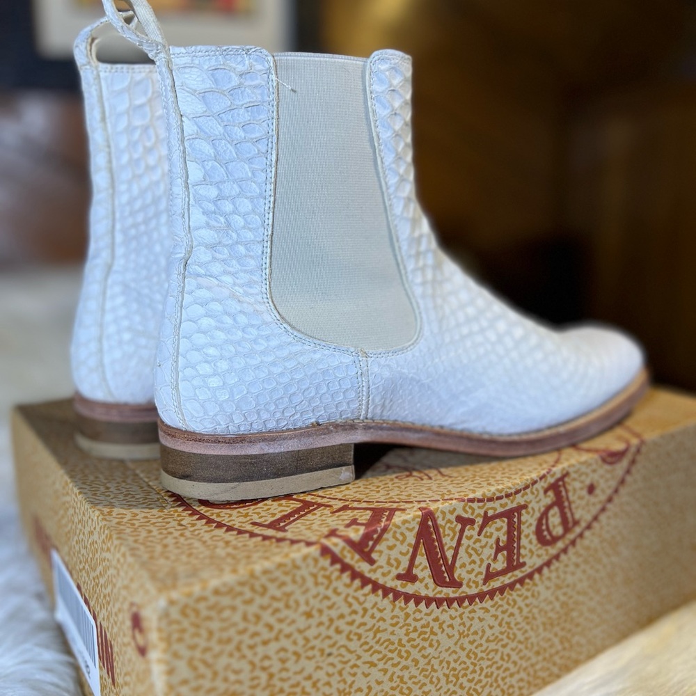 Penelope Chilvers White Python Textured Ankle Boo… - image 10